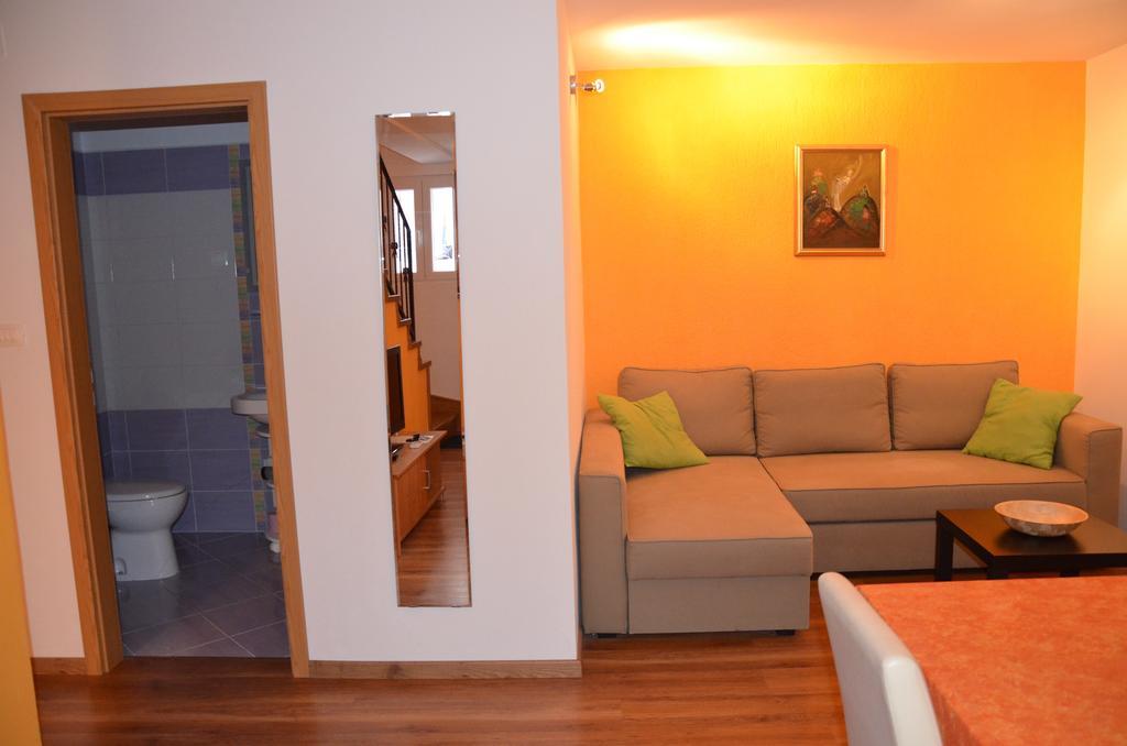 Apartment Casa Nova Rovigno Camera foto