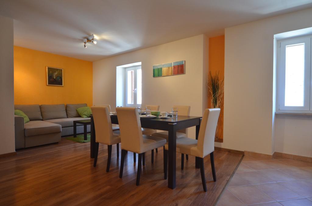 Apartment Casa Nova Rovigno Esterno foto