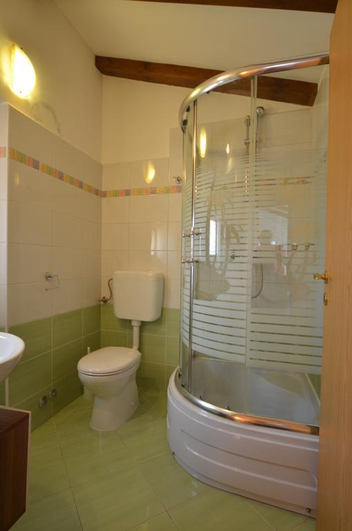 Apartment Casa Nova Rovigno Esterno foto